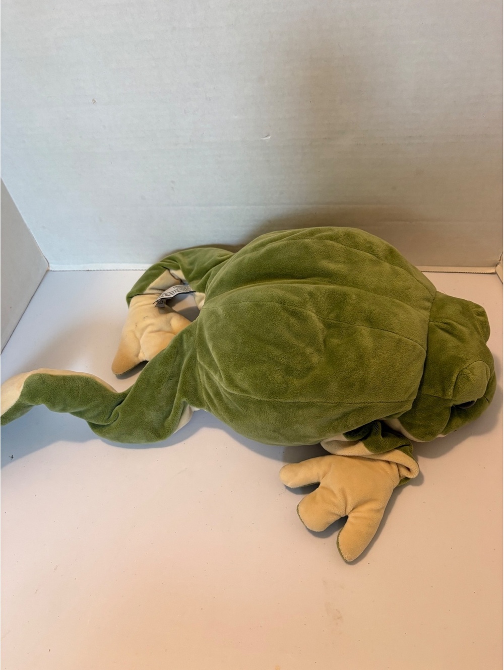 Green frog stuffed animal